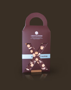 Orzech laskowy & karmel, wyjątkowy smak czekoladek chocolissimo.pl Orzech laskowy & karmel, wyjątkowy smak czekoladek chocolissimo.pl