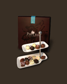 Etagere, porcelanowa etażerka, wyjątkowy smak czekoladek chocolissimo.pl