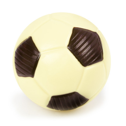 czekoladowa piłka na prezent dla chłopaka