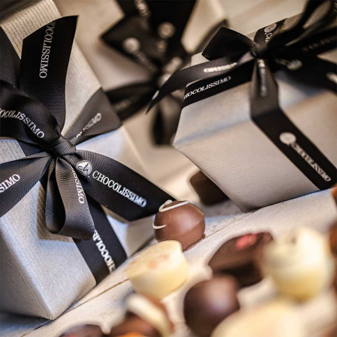 pakowanie na prezent, chocolissimo, czekoladki z nadzieniem