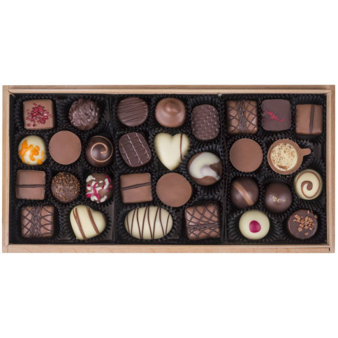 nadziewane czekoladki w szkatułce - elegancki prezent pod choinkę