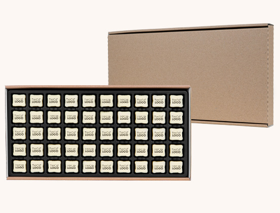 Unikalne cechy zestawu 50 pralin z logo twojej firmy