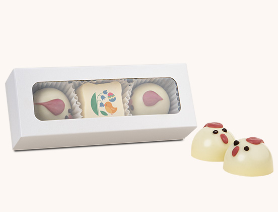 Unikalne cechy czekoladowych kurek i personalizowanej pralinki na Wielkanoc dla firm