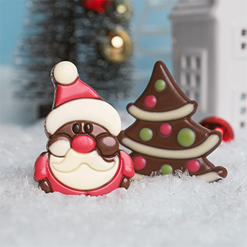 Figurka św Mikołaja z belgijskiej czekolady z czekoladową choinką