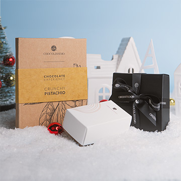 czekoladowe słodkości z jutowego worku