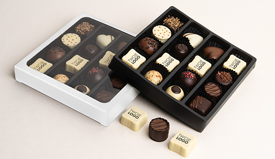 pralinki z personalizacja dla firm w pudełeczku z okienkiem