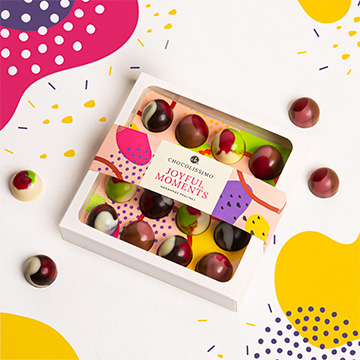 16 czekoladowych pralinek o świeżych smakach