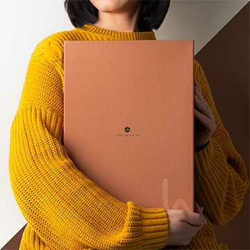 Prezentowy zestaw słodkości z czekolady dla dzieci pod choinkę