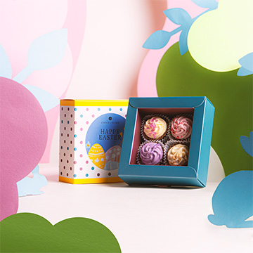 zestaw pralin w kształcie amerykańskich babeczek na walentynki