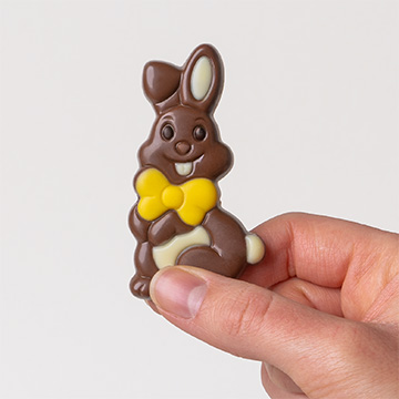wielkanocny kr&oacute;liczek z belgijskiej czekolady najwyższej jakości