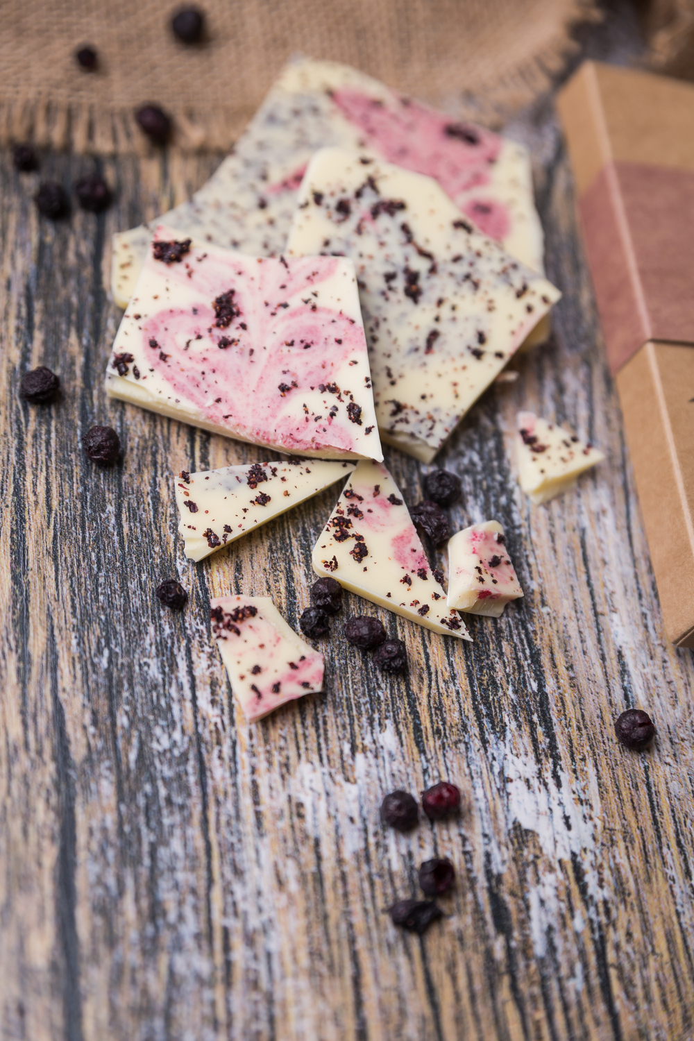 Czekolada Extreme z owocami leśnymi