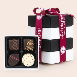 pralinki w czarno-białym kartoniku