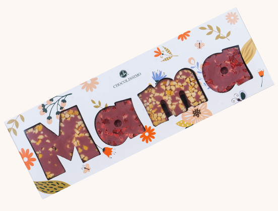 Unikalne cechy czekoladowego napisu mama z dodatkami z czekolady ruby